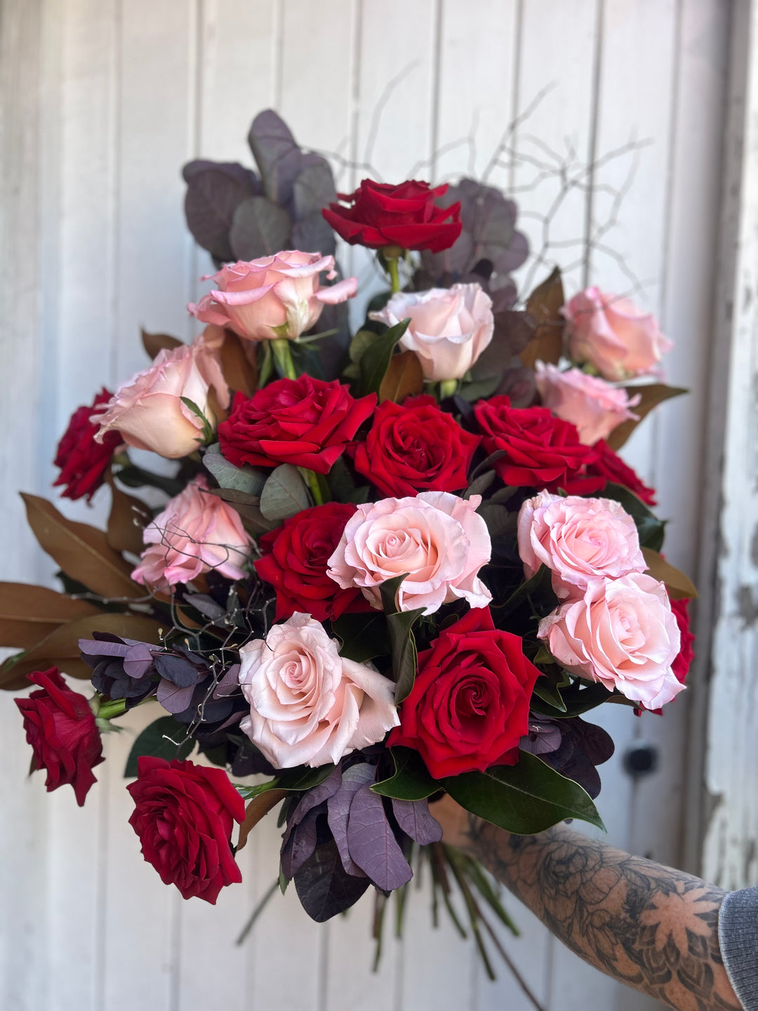 24 beautiful Columbian roses – Spotted Orchid