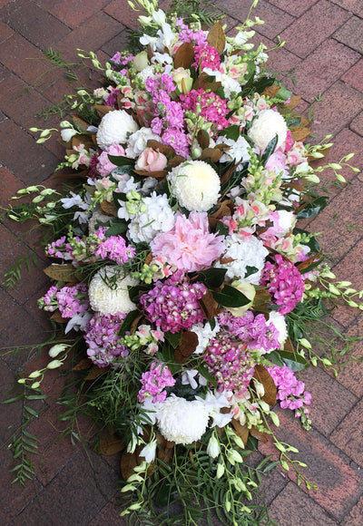 Soft and pretty casket covet