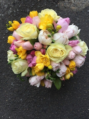 Tight posy of pretty blooms