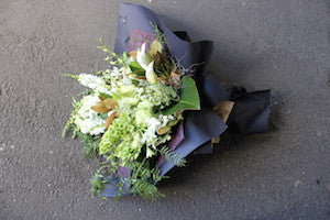 White textued floral bouquet