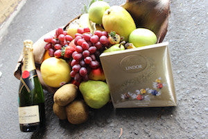 Fruit and white wine hamper