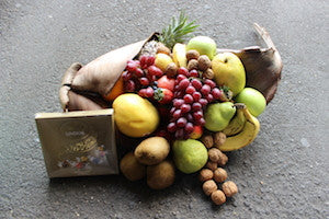 Fruit and white wine hamper