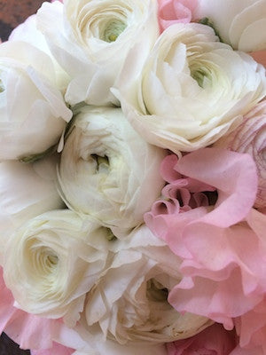 Soft and Pretty Flower Posy Box